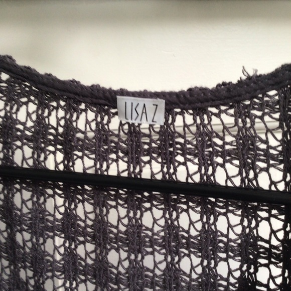 Lisa Z Charcoal Gray Sharkbite Hem Top & Cami - Picture 5 of 10